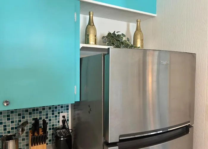 Getaway Pool & Pet-friendly Apartment