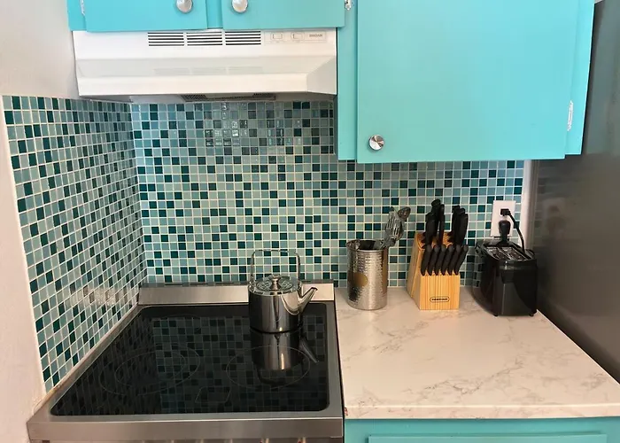 Getaway Pool & Pet-friendly Apartment *